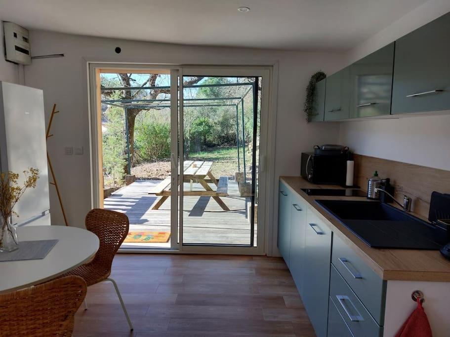 Holiday home Maisonnette Au Coeur De La Nature Neoules